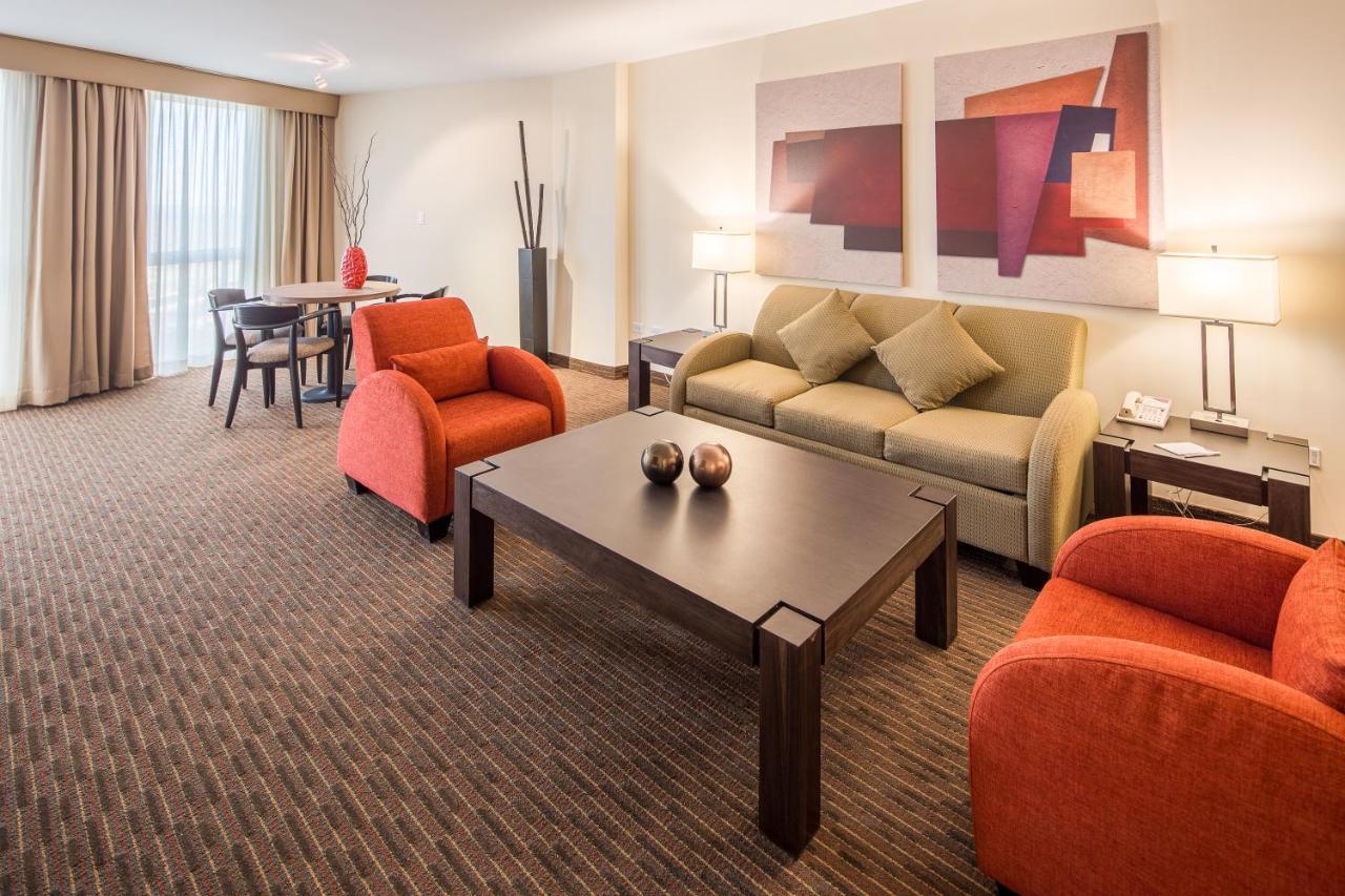 Crowne Plaza Monterrey Aeropuerto By Ihg Hotel Apodaca Exterior photo